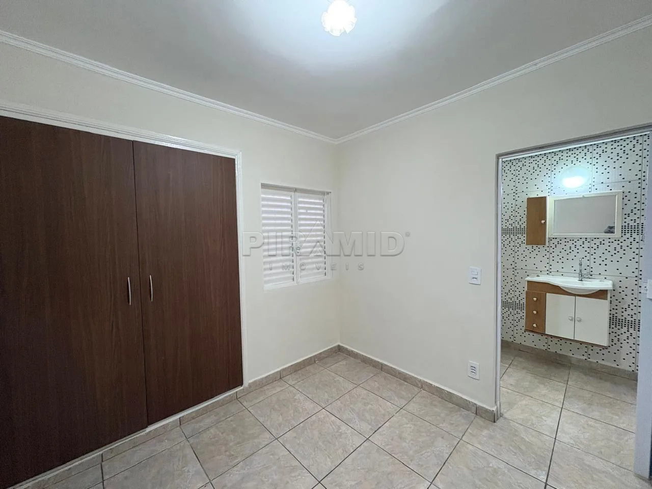 Alugar Casa / Padr&atilde;o em Ribeir&atilde;o Preto R$ 3.100,00 - Foto 13
