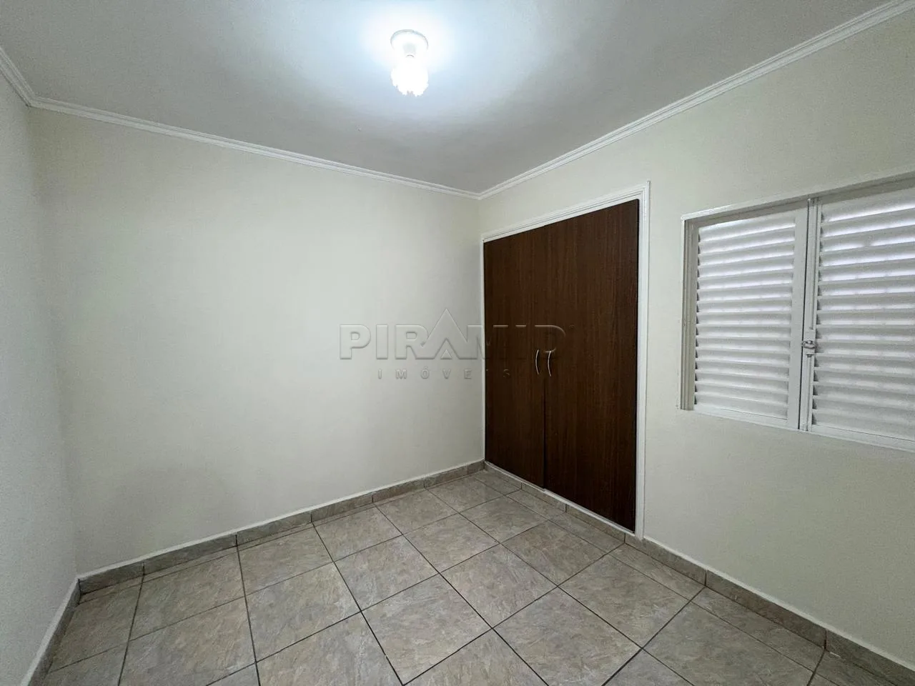 Alugar Casa / Padr&atilde;o em Ribeir&atilde;o Preto R$ 3.100,00 - Foto 14