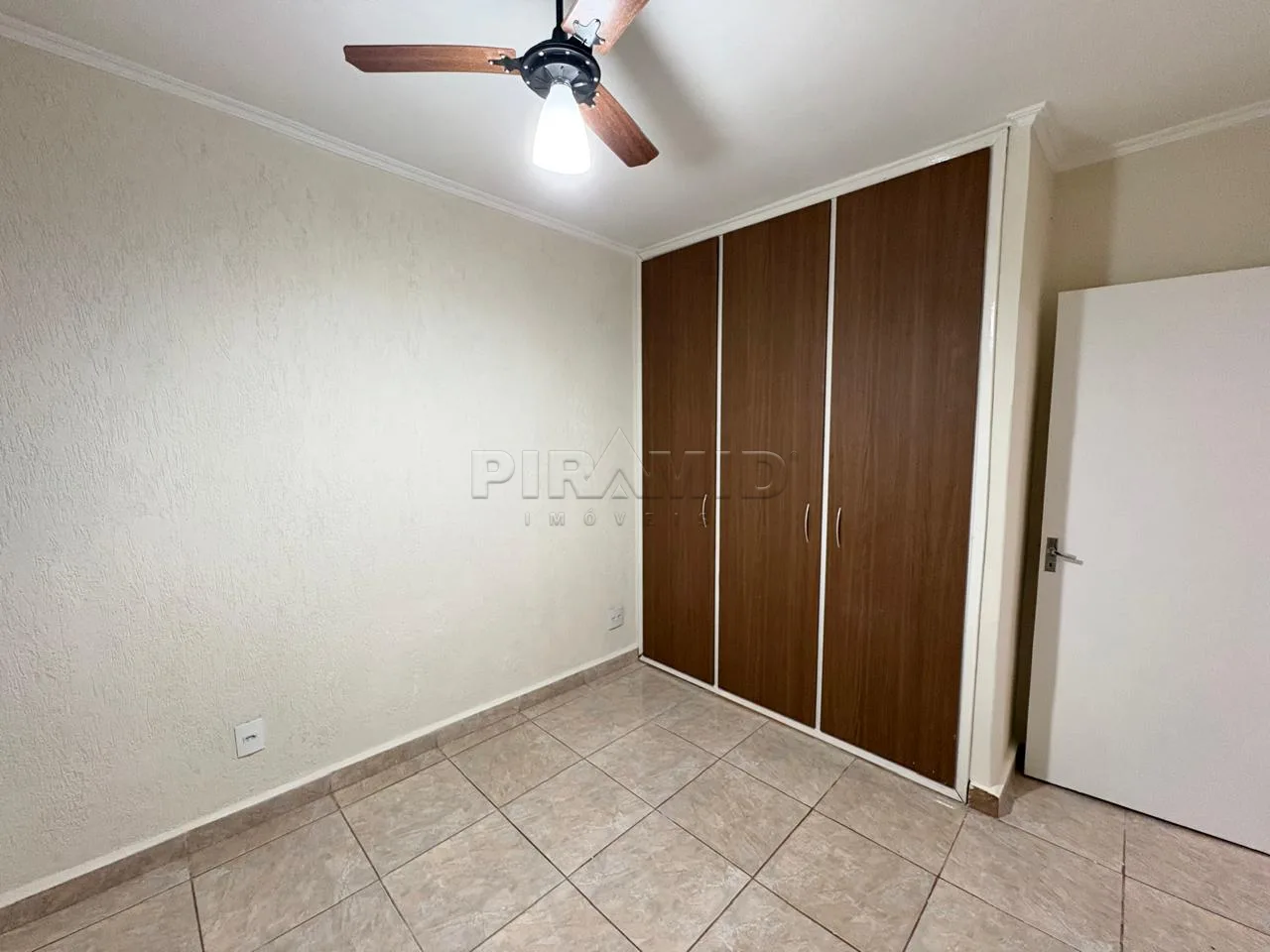 Alugar Casa / Padr&atilde;o em Ribeir&atilde;o Preto R$ 3.100,00 - Foto 20