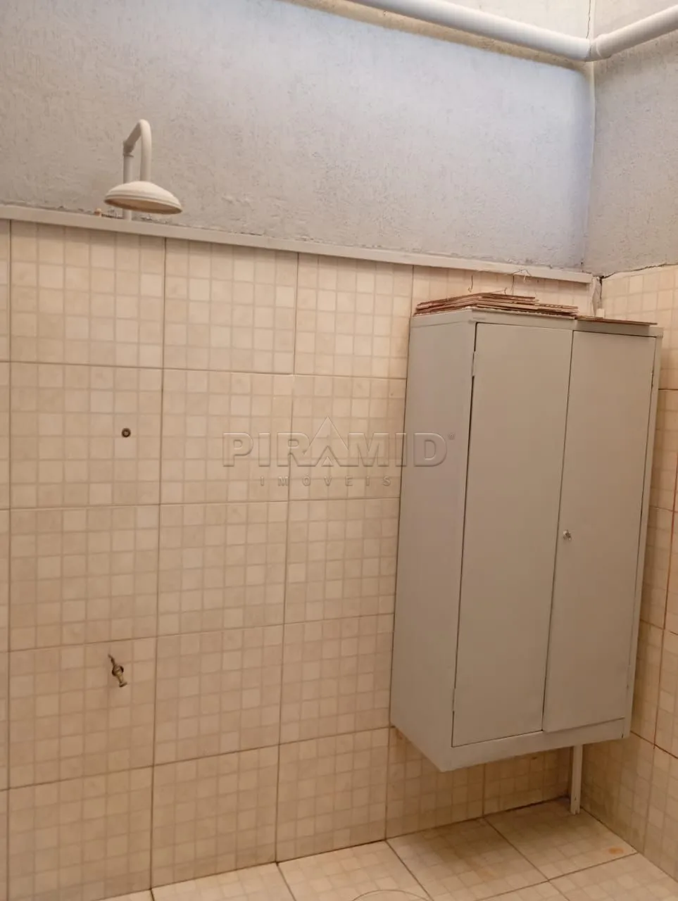 Alugar Casa / Padr&atilde;o em Ribeir&atilde;o Preto R$ 1.700,00 - Foto 6