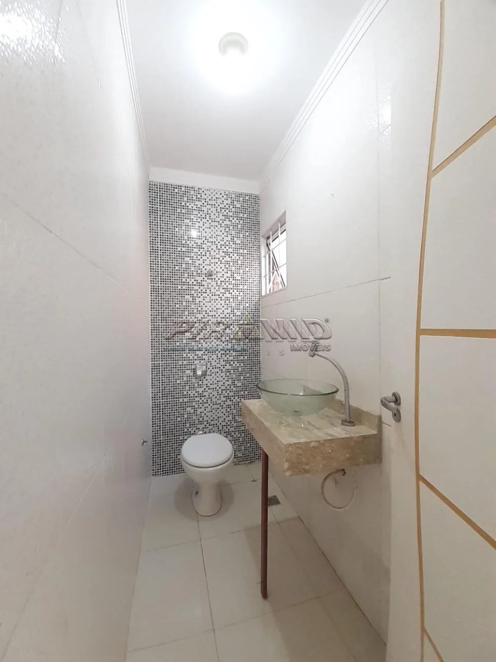 Alugar Casa / Padr&atilde;o em Ribeir&atilde;o Preto R$ 3.600,00 - Foto 8