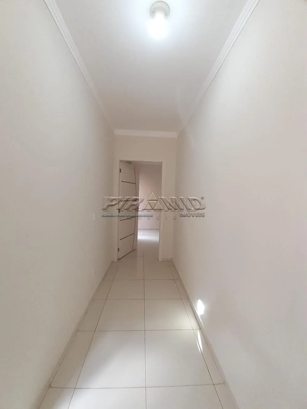 Alugar Casa / Padr&atilde;o em Ribeir&atilde;o Preto R$ 3.600,00 - Foto 10