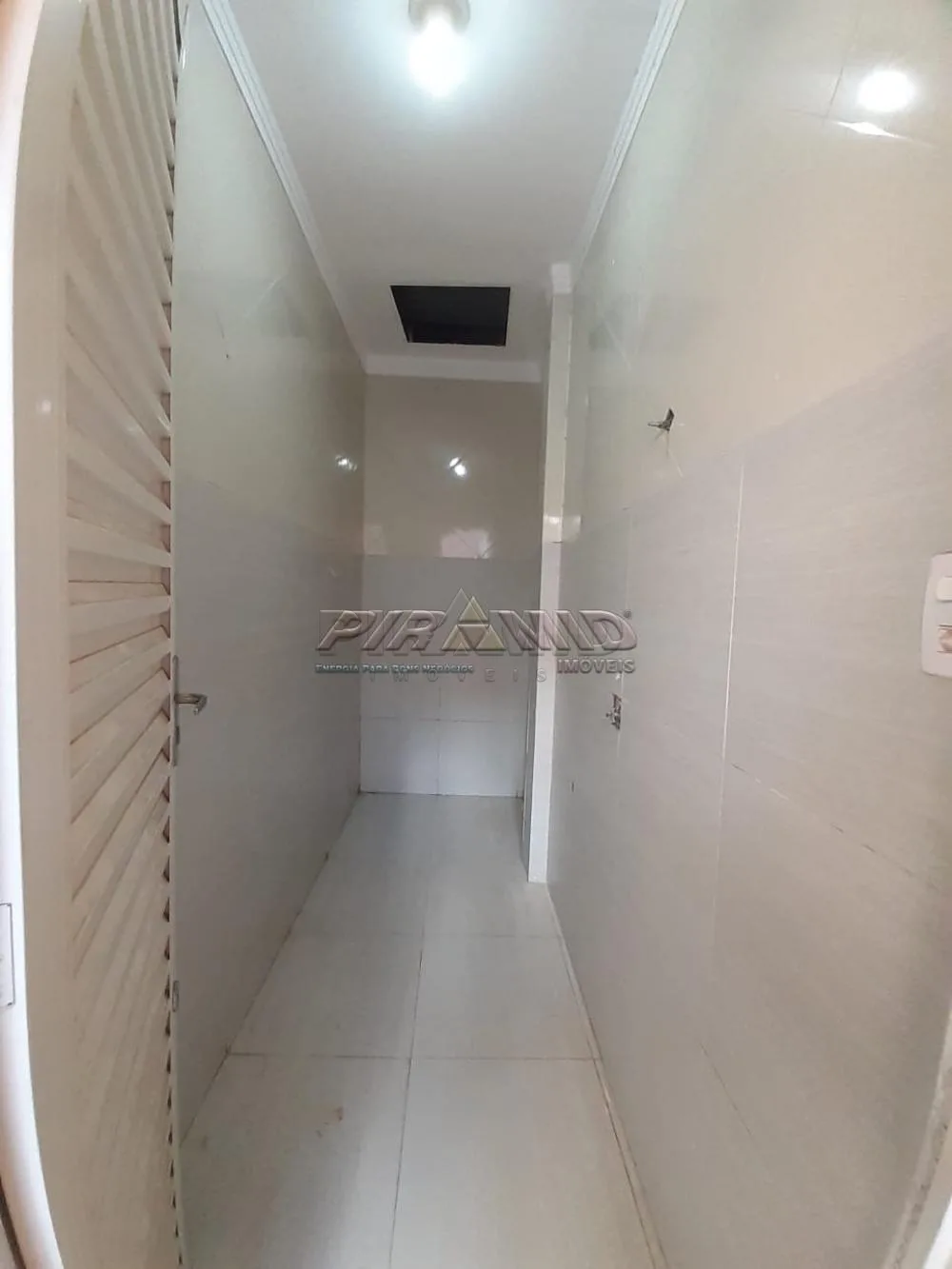 Alugar Casa / Padr&atilde;o em Ribeir&atilde;o Preto R$ 3.600,00 - Foto 20