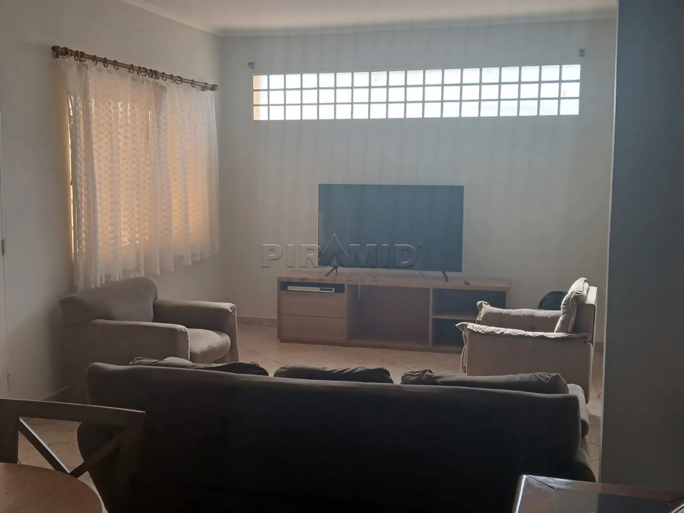 Comprar Casa / Padr&atilde;o em Ribeir&atilde;o Preto R$ 300.000,00 - Foto 3