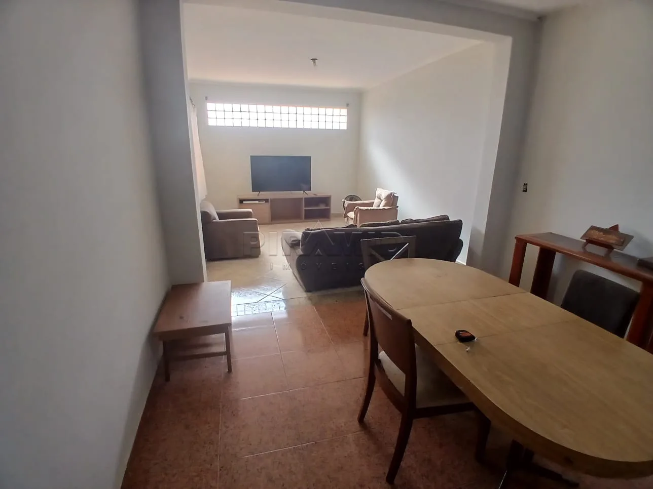 Comprar Casa / Padr&atilde;o em Ribeir&atilde;o Preto R$ 300.000,00 - Foto 4
