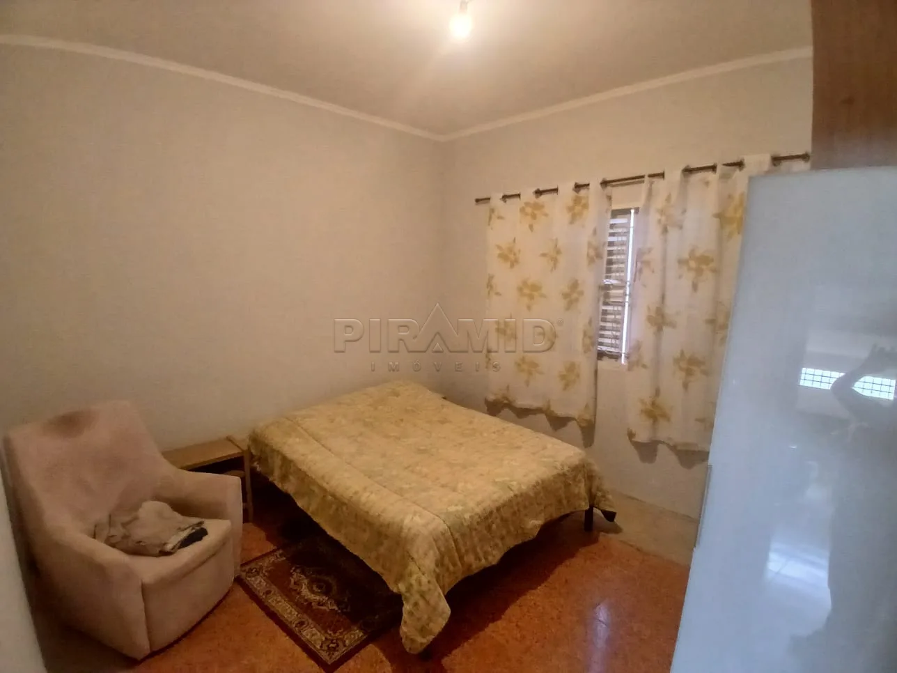 Comprar Casa / Padr&atilde;o em Ribeir&atilde;o Preto R$ 300.000,00 - Foto 5