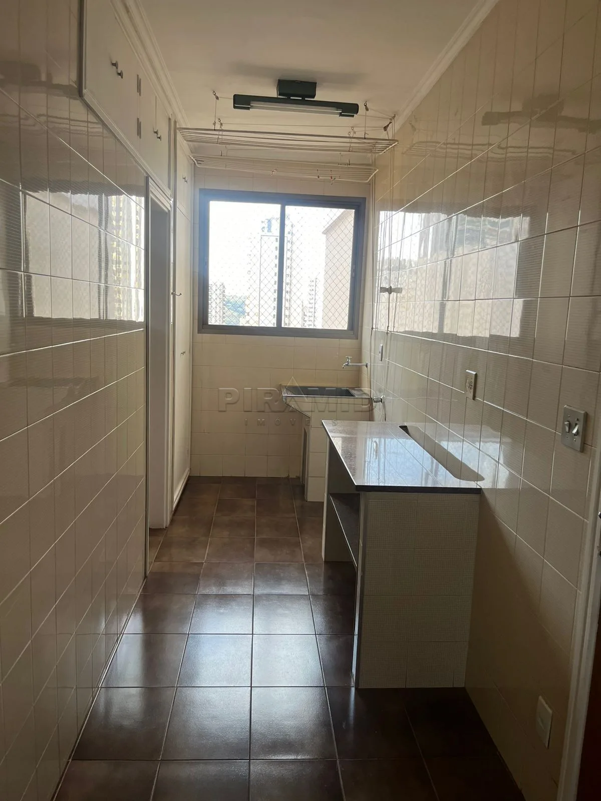 Alugar Apartamento / Padr&atilde;o em Ribeir&atilde;o Preto R$ 1.950,00 - Foto 10