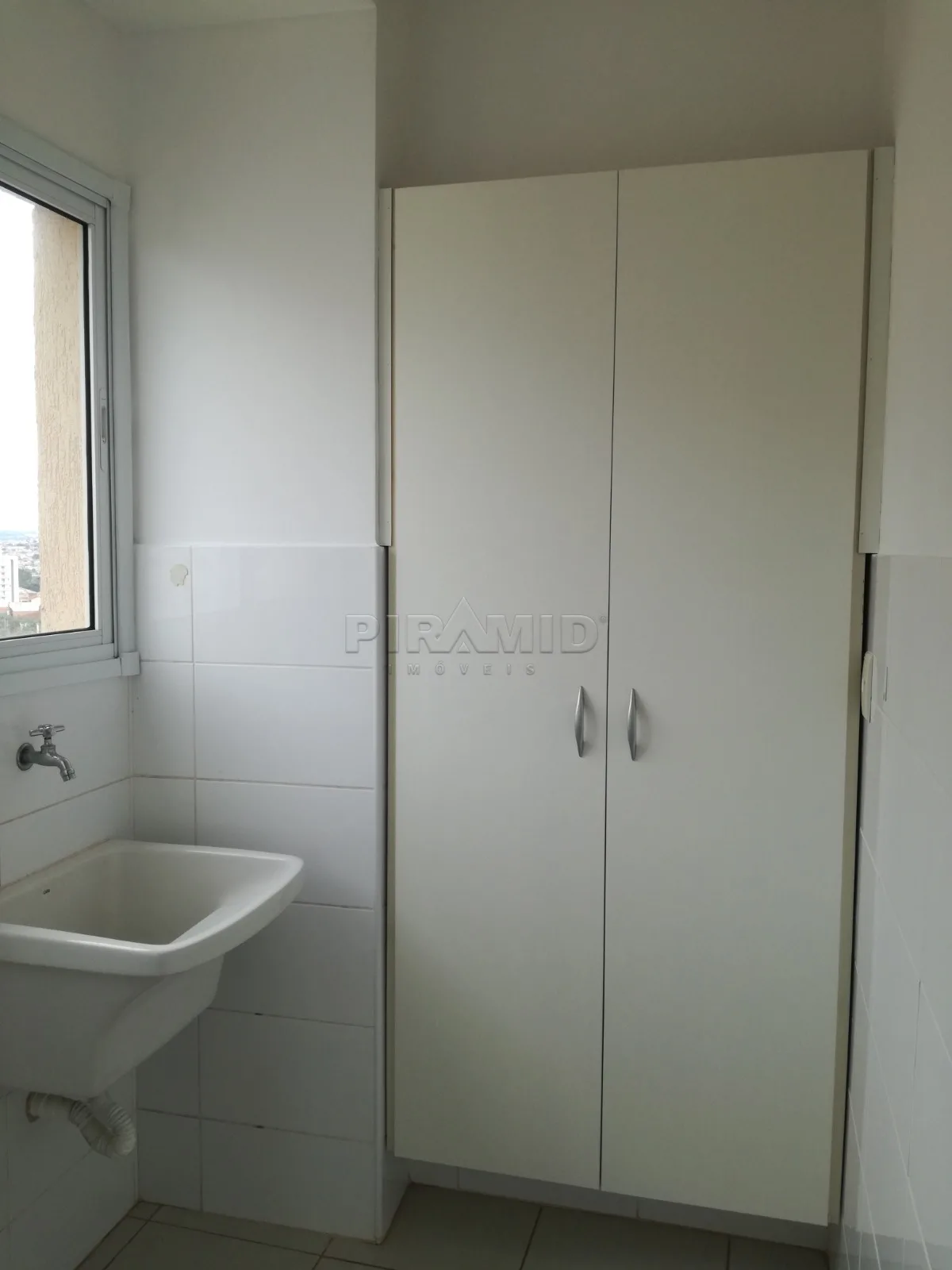 Alugar Apartamento / Padr&atilde;o em Ribeir&atilde;o Preto R$ 950,00 - Foto 8