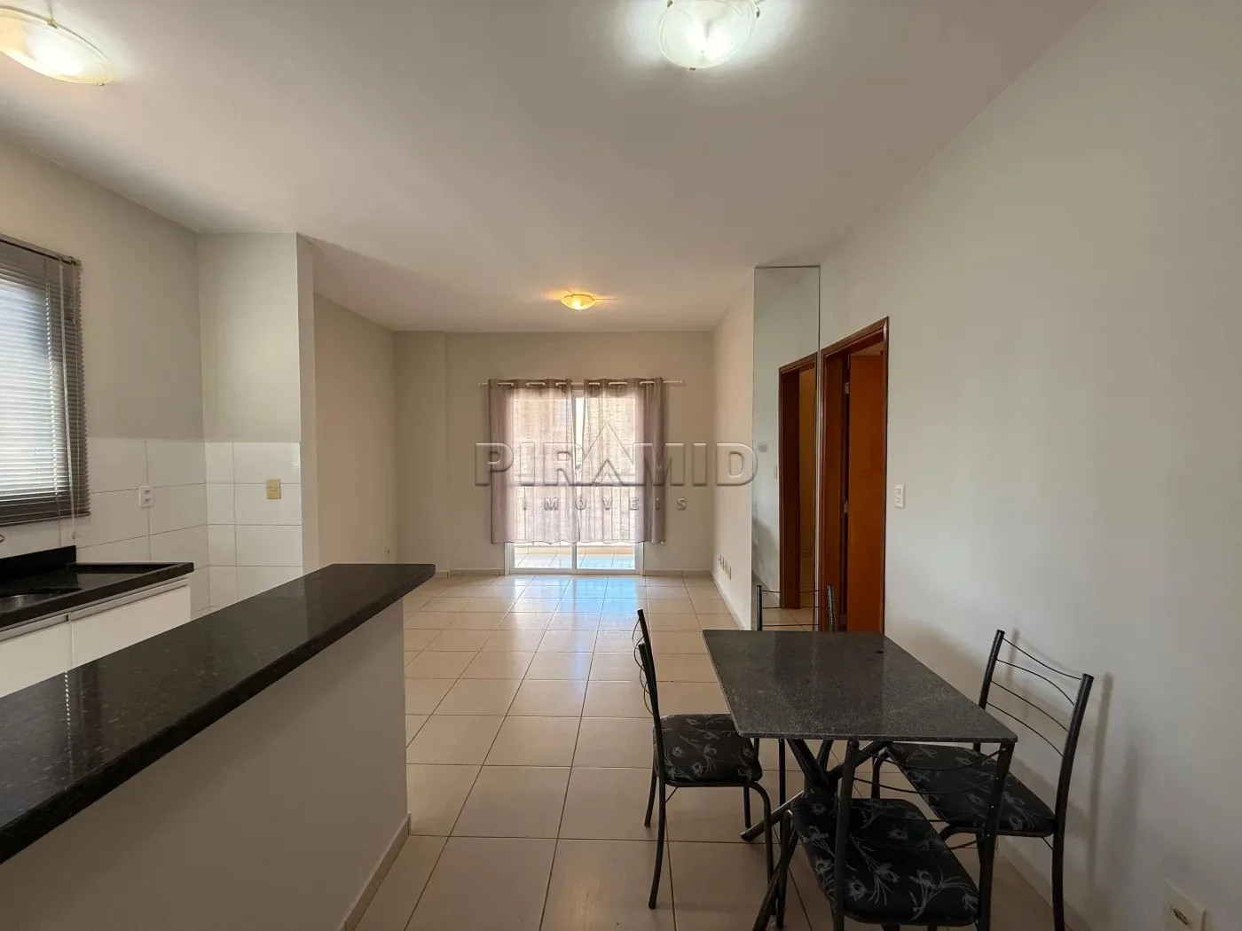 Alugar Apartamento / Padr&atilde;o em Ribeir&atilde;o Preto R$ 1.850,00 - Foto 1