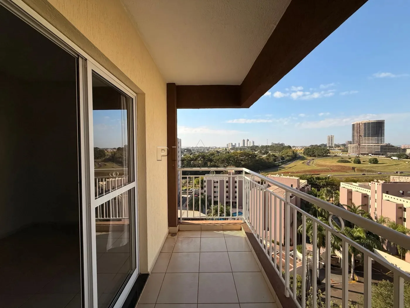 Alugar Apartamento / Padr&atilde;o em Ribeir&atilde;o Preto R$ 1.850,00 - Foto 7