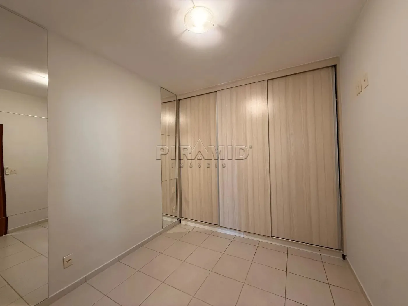 Alugar Apartamento / Padr&atilde;o em Ribeir&atilde;o Preto R$ 1.850,00 - Foto 9