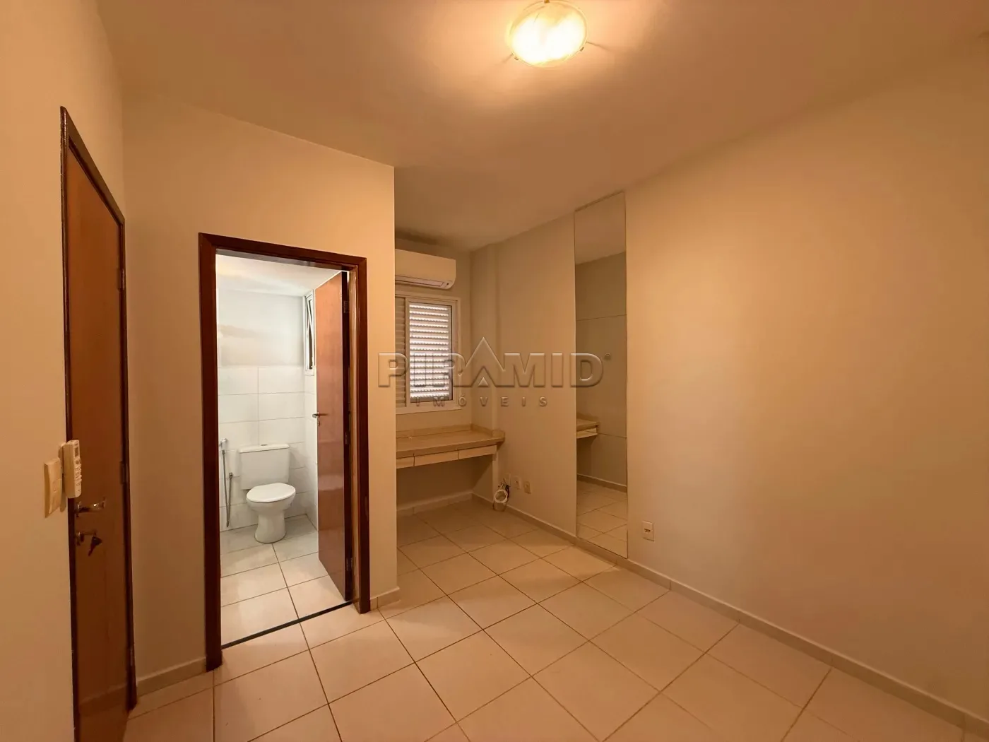 Alugar Apartamento / Padr&atilde;o em Ribeir&atilde;o Preto R$ 1.850,00 - Foto 10