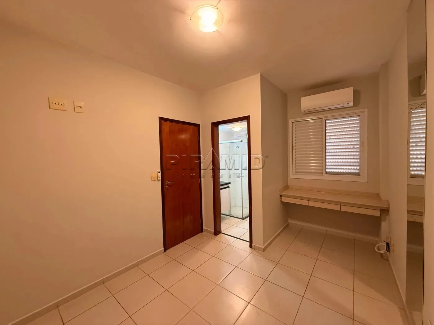 Alugar Apartamento / Padr&atilde;o em Ribeir&atilde;o Preto R$ 1.850,00 - Foto 11