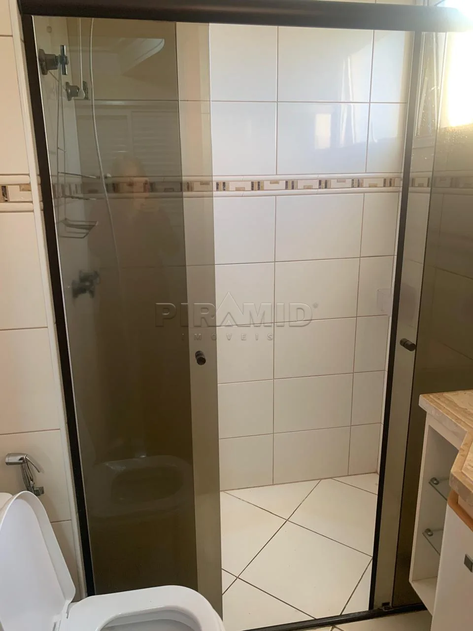 Alugar Apartamento / Padr&atilde;o em Ribeir&atilde;o Preto R$ 2.450,00 - Foto 11