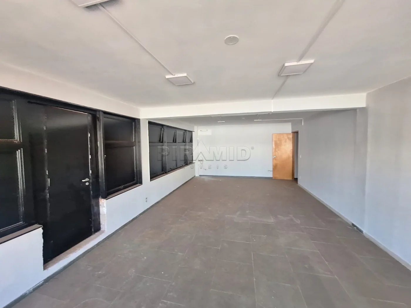 Alugar Comercial / Pr&eacute;dio em Ribeir&atilde;o Preto R$ 25.000,00 - Foto 13