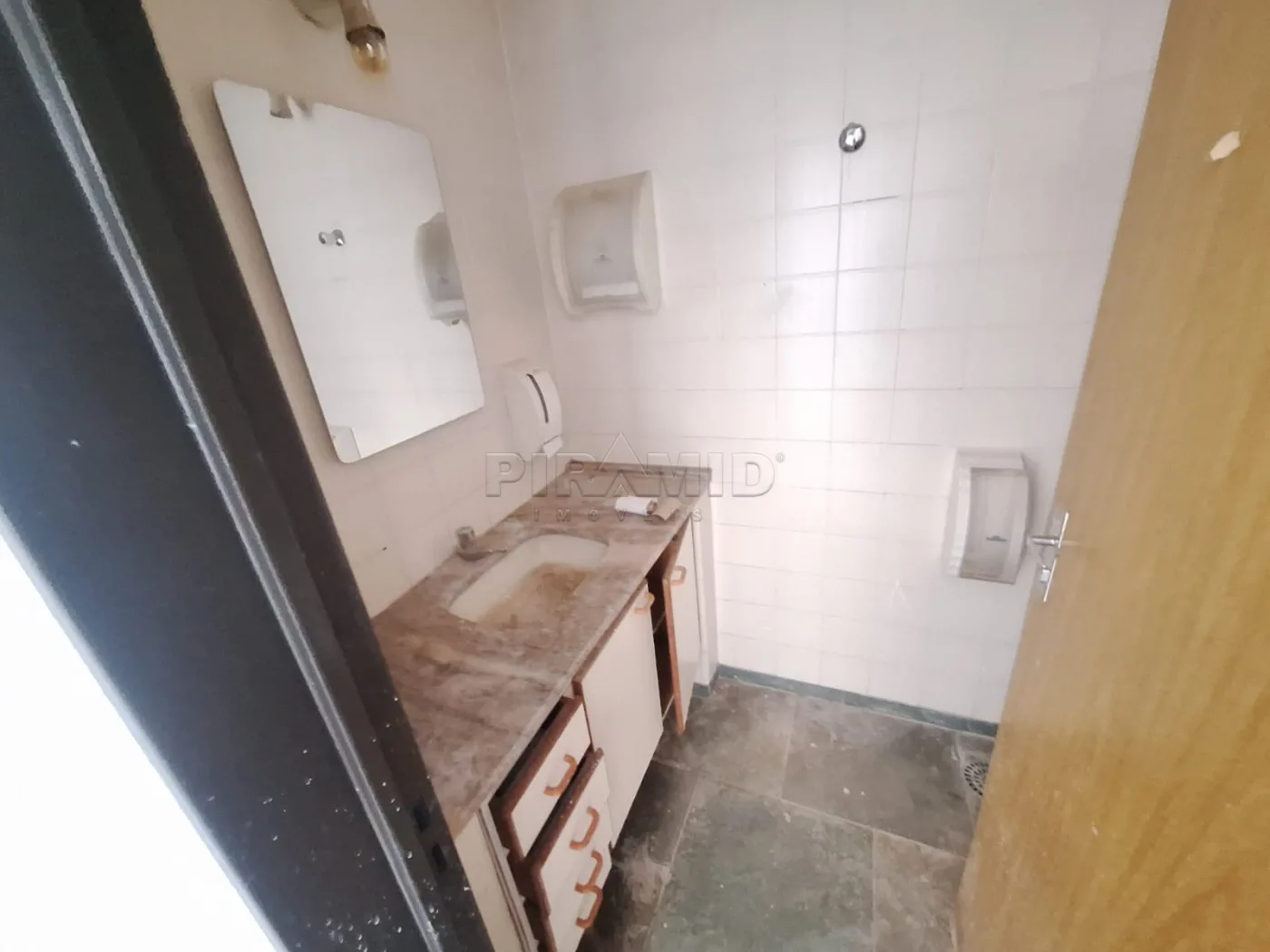 Alugar Comercial / Pr&eacute;dio em Ribeir&atilde;o Preto R$ 25.000,00 - Foto 23