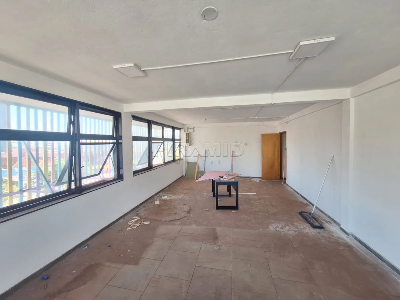 Alugar Comercial / Pr&eacute;dio em Ribeir&atilde;o Preto R$ 25.000,00 - Foto 30
