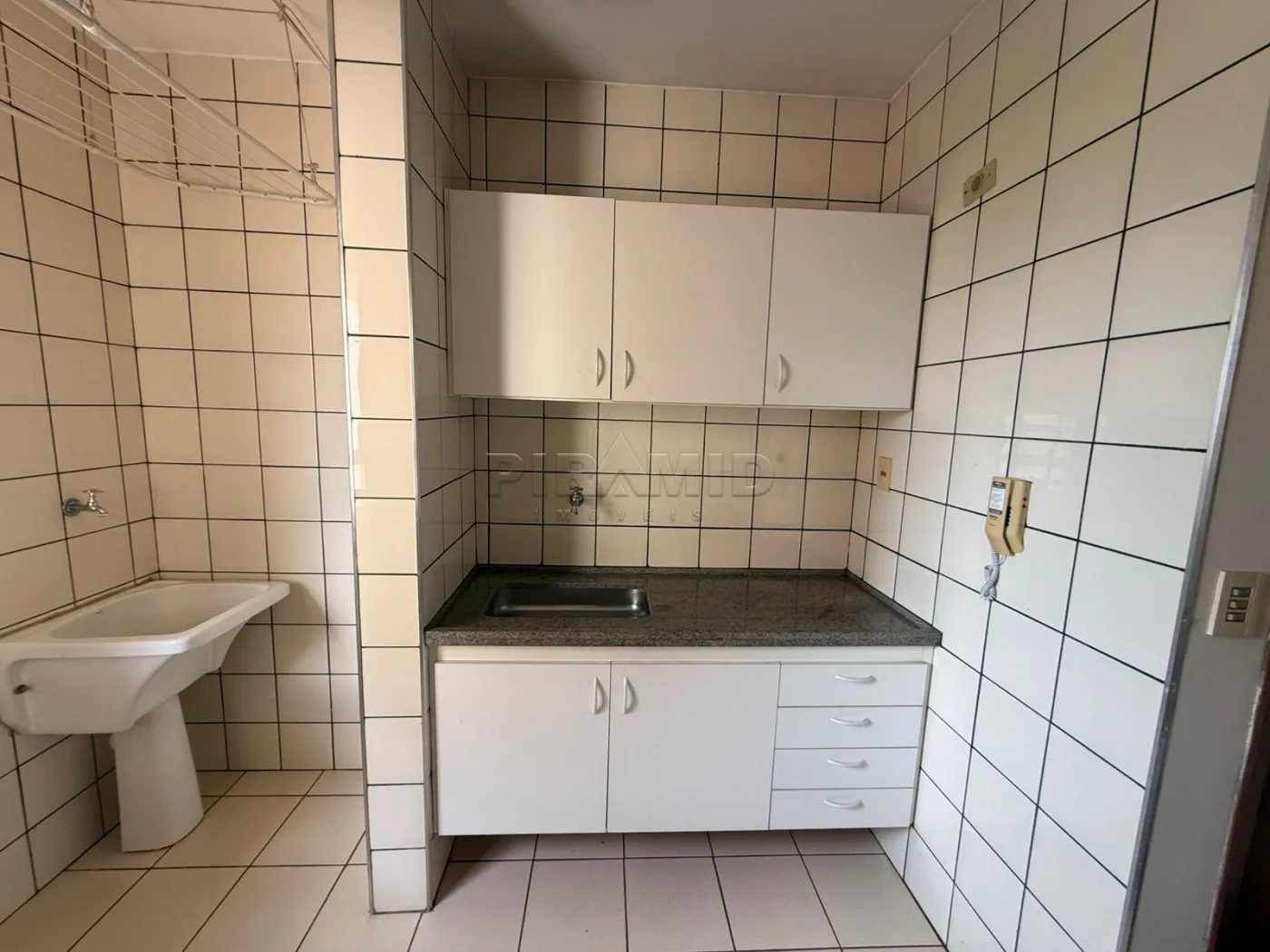 Alugar Apartamento / Padr&atilde;o em Ribeir&atilde;o Preto R$ 750,00 - Foto 10