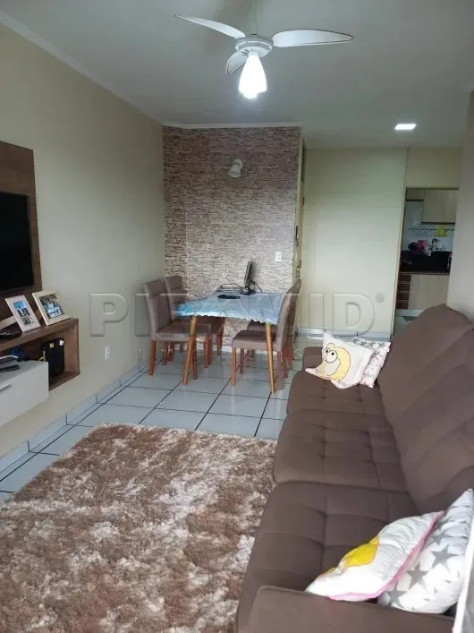 Alugar Apartamento / Padr&atilde;o em Ribeir&atilde;o Preto R$ 900,00 - Foto 2
