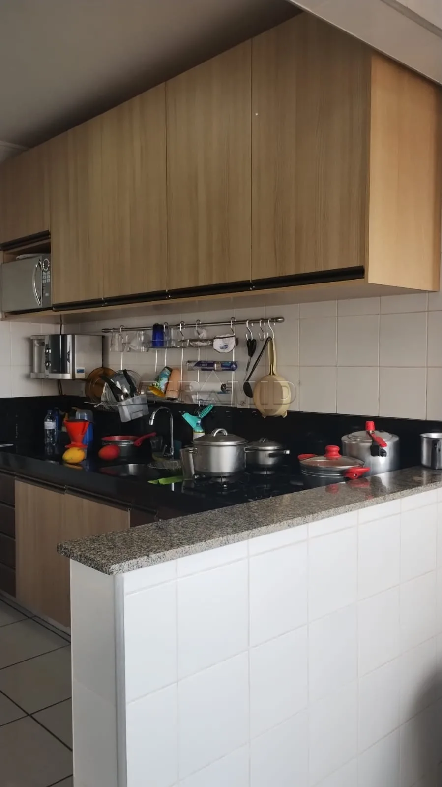 Alugar Apartamento / Padr&atilde;o em Ribeir&atilde;o Preto R$ 900,00 - Foto 6