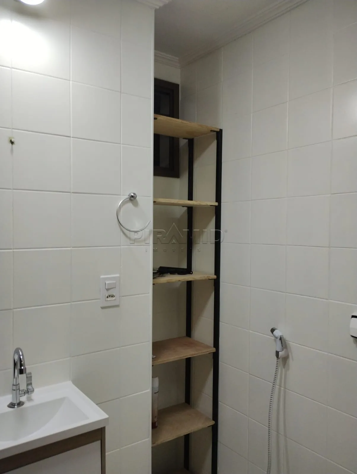 Alugar Apartamento / Padr&atilde;o em Ribeir&atilde;o Preto R$ 900,00 - Foto 11