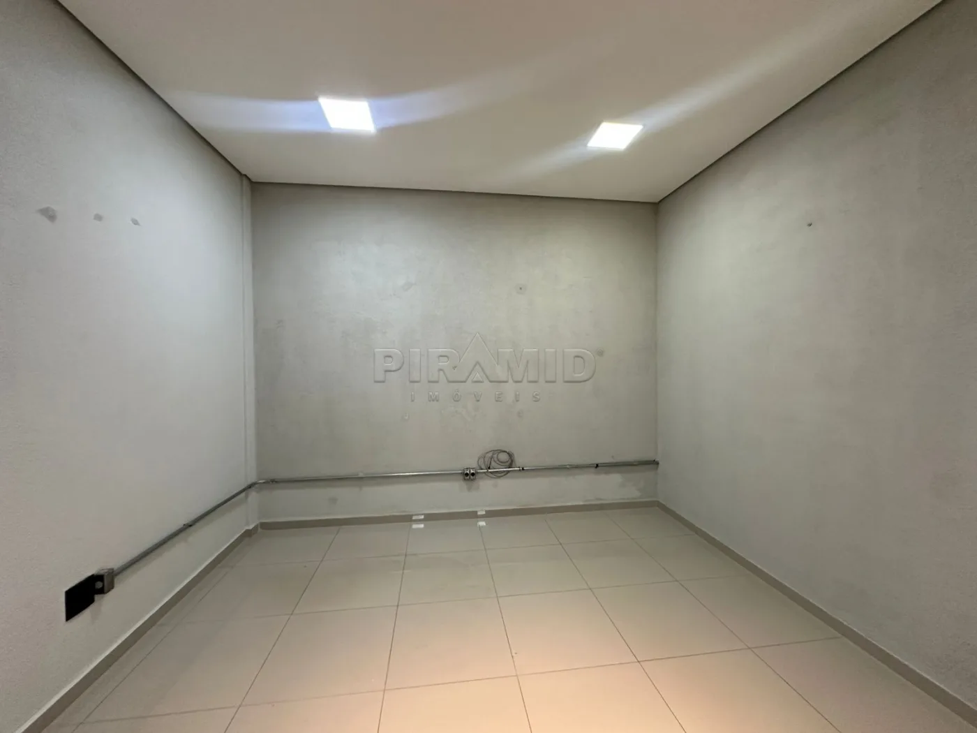 Alugar Comercial / Sala em Ribeir&atilde;o Preto R$ 2.300,00 - Foto 9