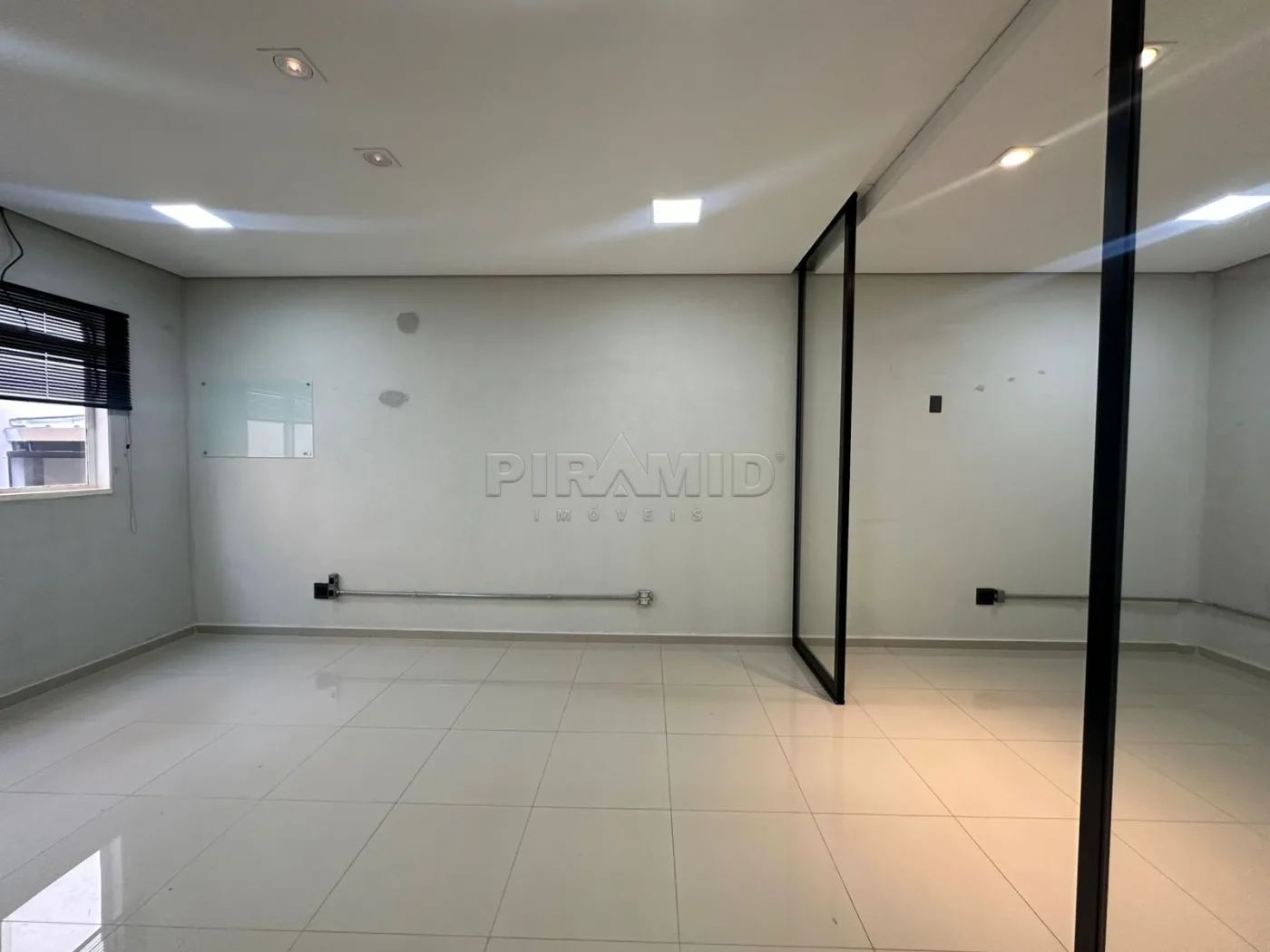 Alugar Comercial / Sala em Ribeir&atilde;o Preto R$ 2.300,00 - Foto 10