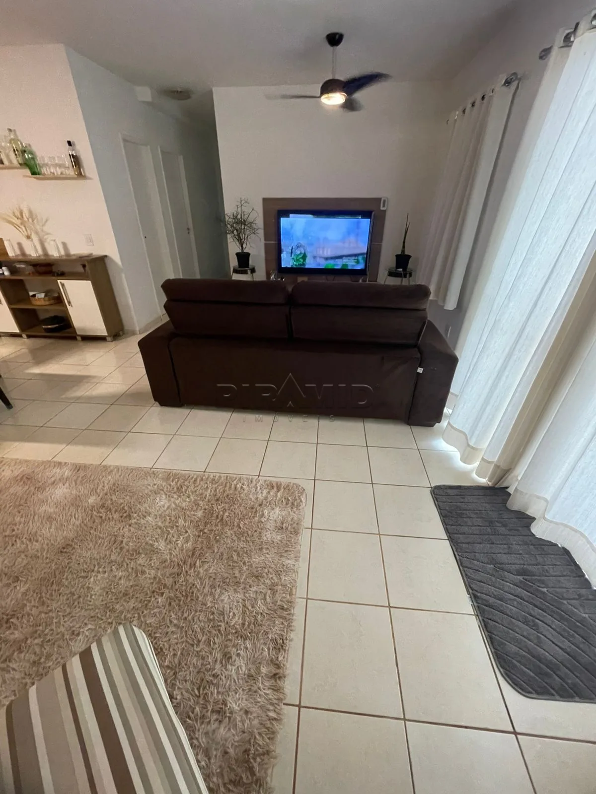 Alugar Apartamento / Padr&atilde;o em Ribeir&atilde;o Preto R$ 3.200,00 - Foto 3