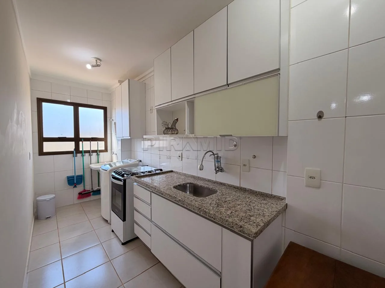 Alugar Apartamento / Padr&atilde;o em Ribeir&atilde;o Preto R$ 3.200,00 - Foto 5