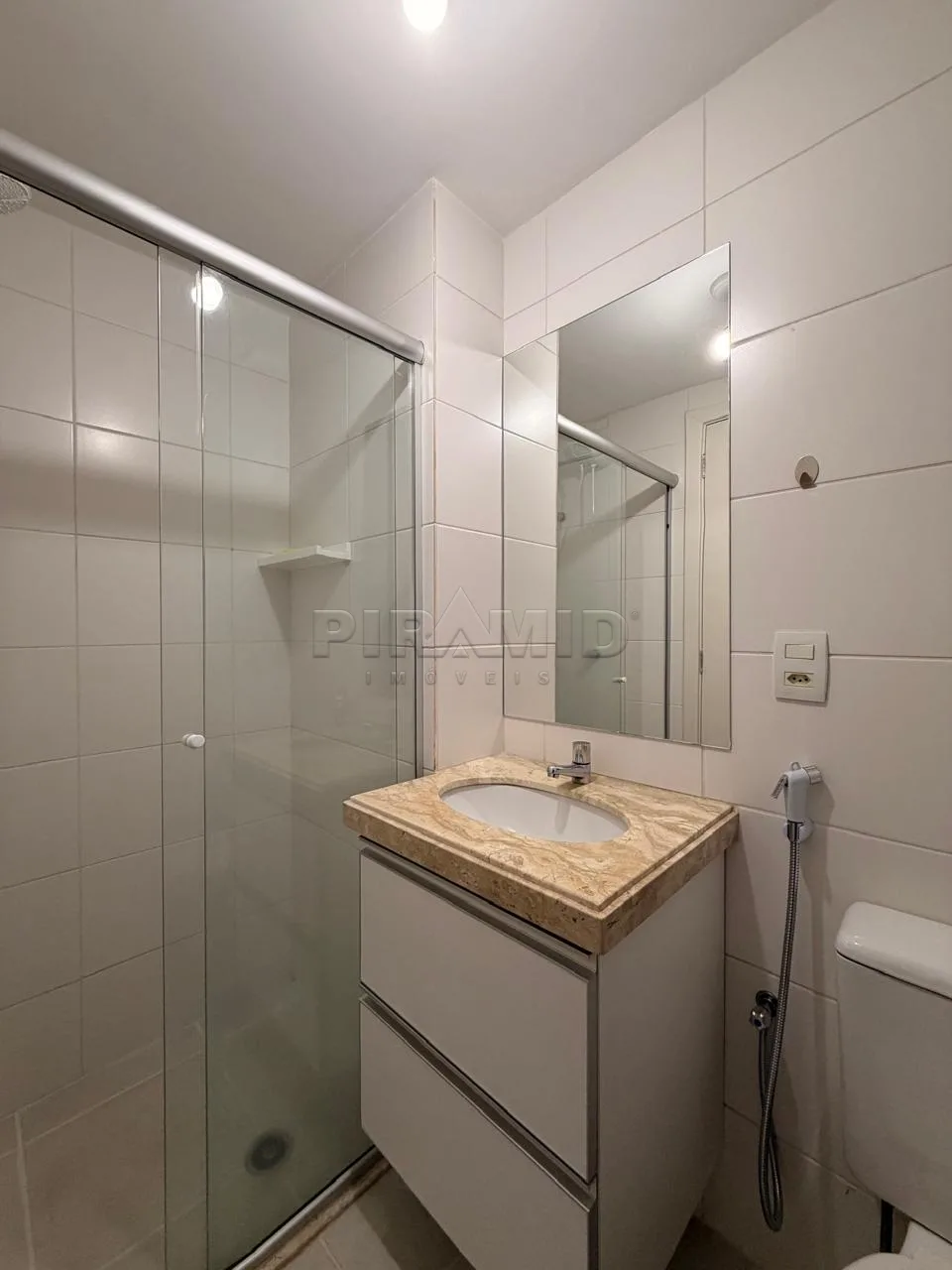 Alugar Apartamento / Padr&atilde;o em Ribeir&atilde;o Preto R$ 3.200,00 - Foto 15