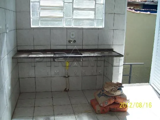 Alugar Comercial / Sal&atilde;o em Ribeir&atilde;o Preto R$ 2.000,00 - Foto 1