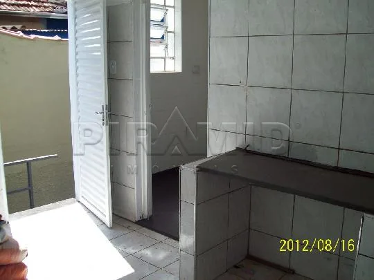 Alugar Comercial / Sal&atilde;o em Ribeir&atilde;o Preto R$ 2.000,00 - Foto 5
