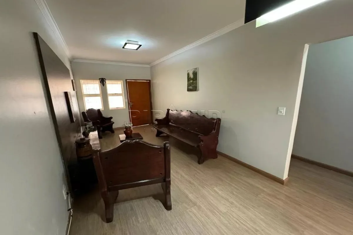 Alugar Casa / Padr&atilde;o em Bonfim Paulista R$ 4.500,00 - Foto 3