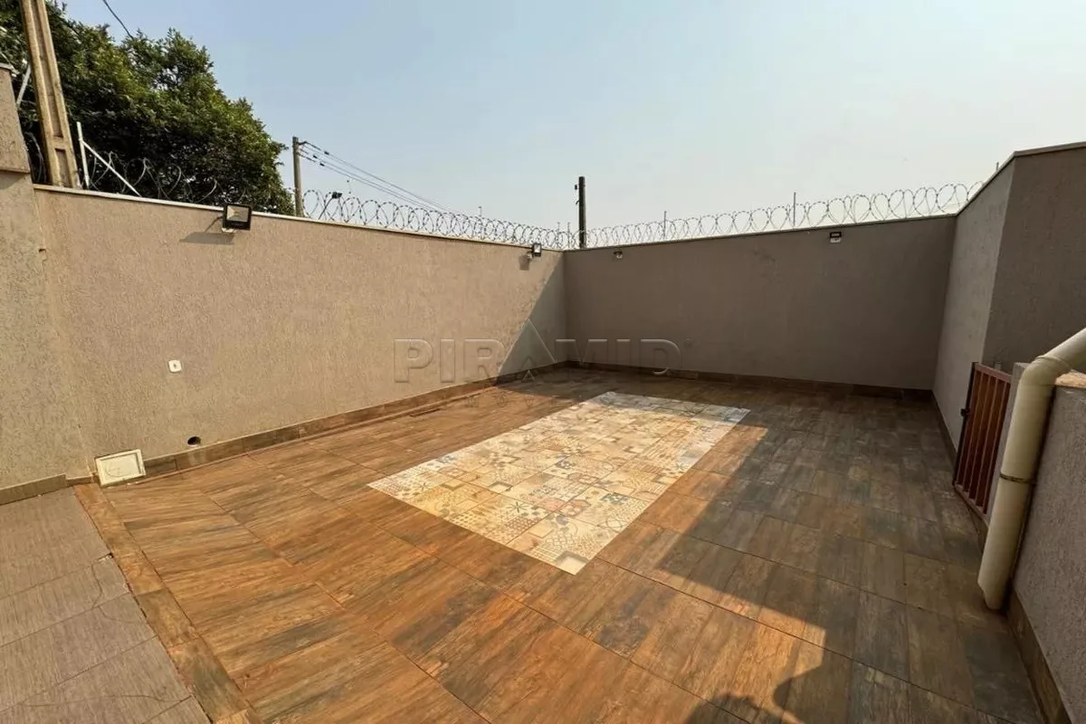 Alugar Casa / Padr&atilde;o em Bonfim Paulista R$ 4.500,00 - Foto 2