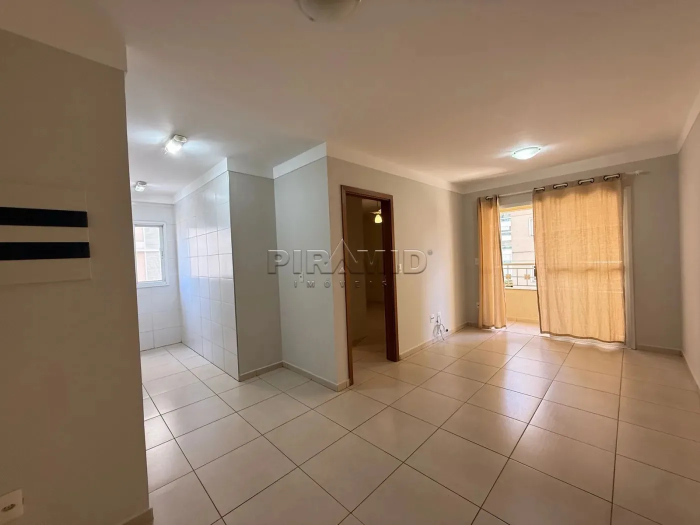 Alugar Apartamento / Padr&atilde;o em Ribeir&atilde;o Preto R$ 1.600,00 - Foto 1
