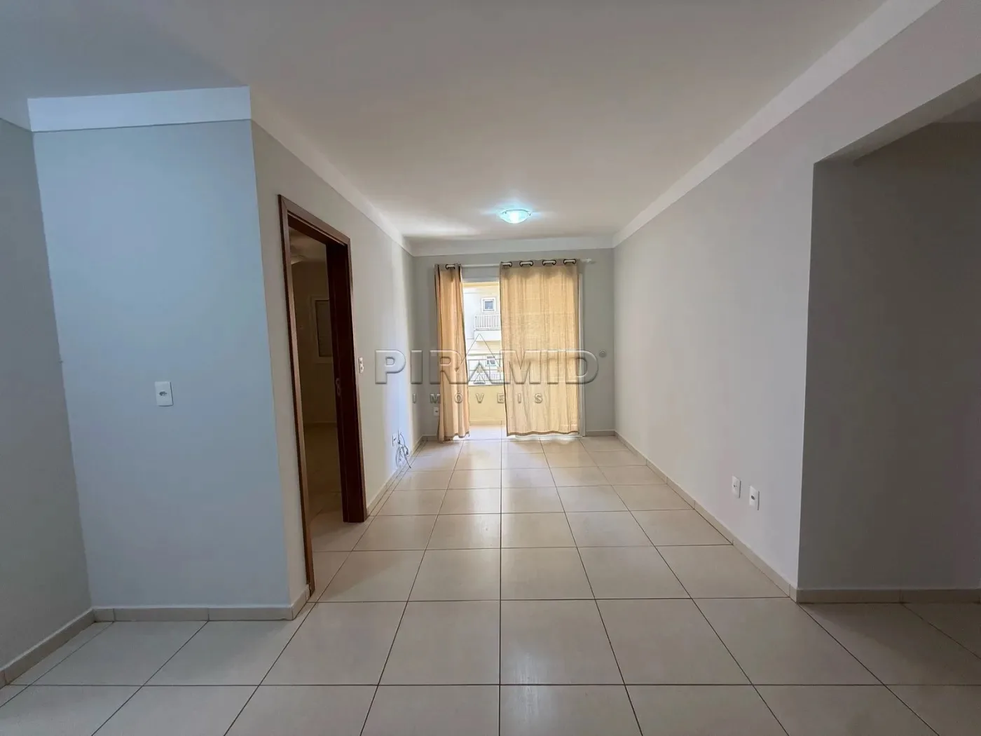Alugar Apartamento / Padr&atilde;o em Ribeir&atilde;o Preto R$ 1.600,00 - Foto 3