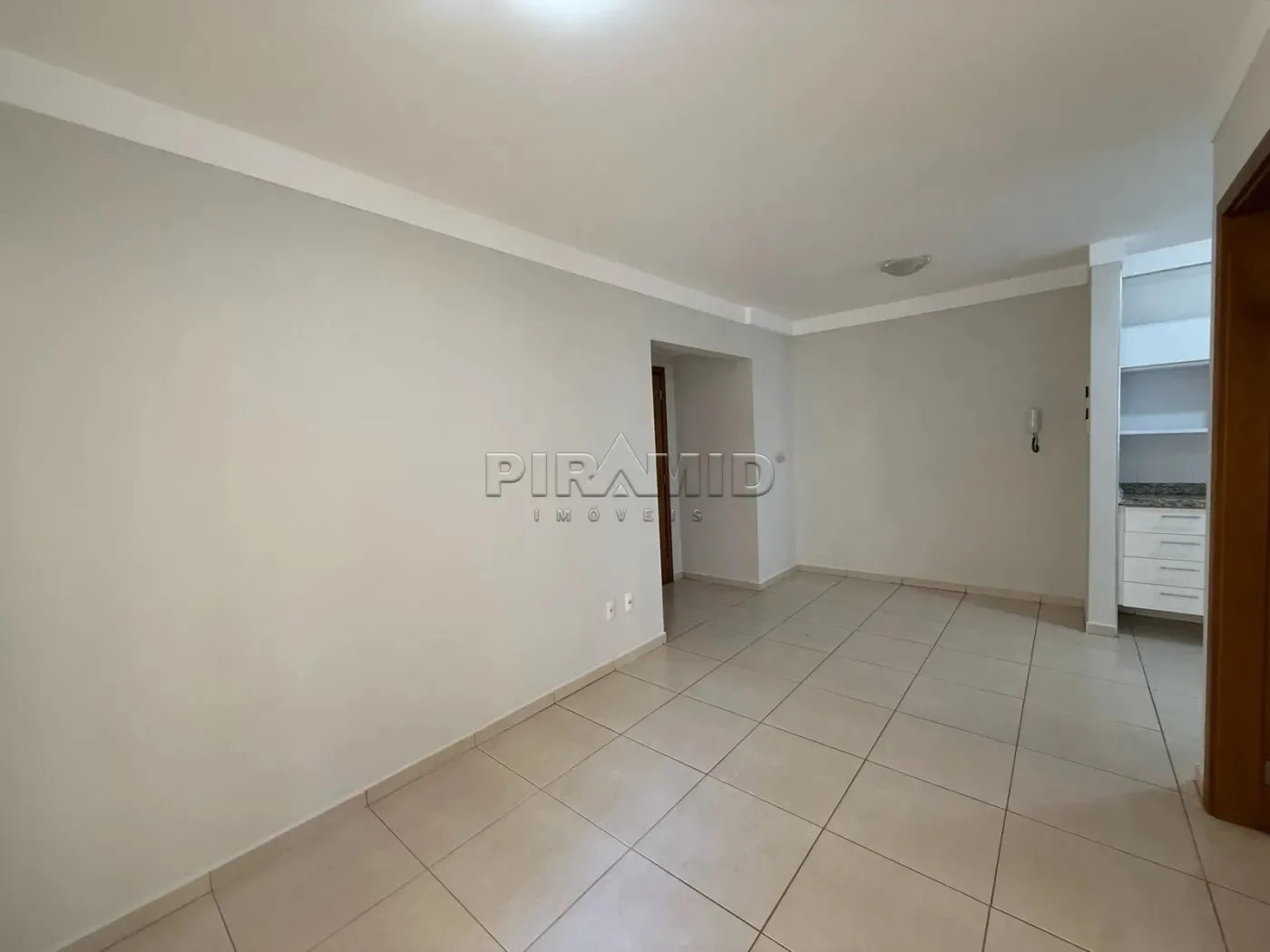 Alugar Apartamento / Padr&atilde;o em Ribeir&atilde;o Preto R$ 1.600,00 - Foto 4