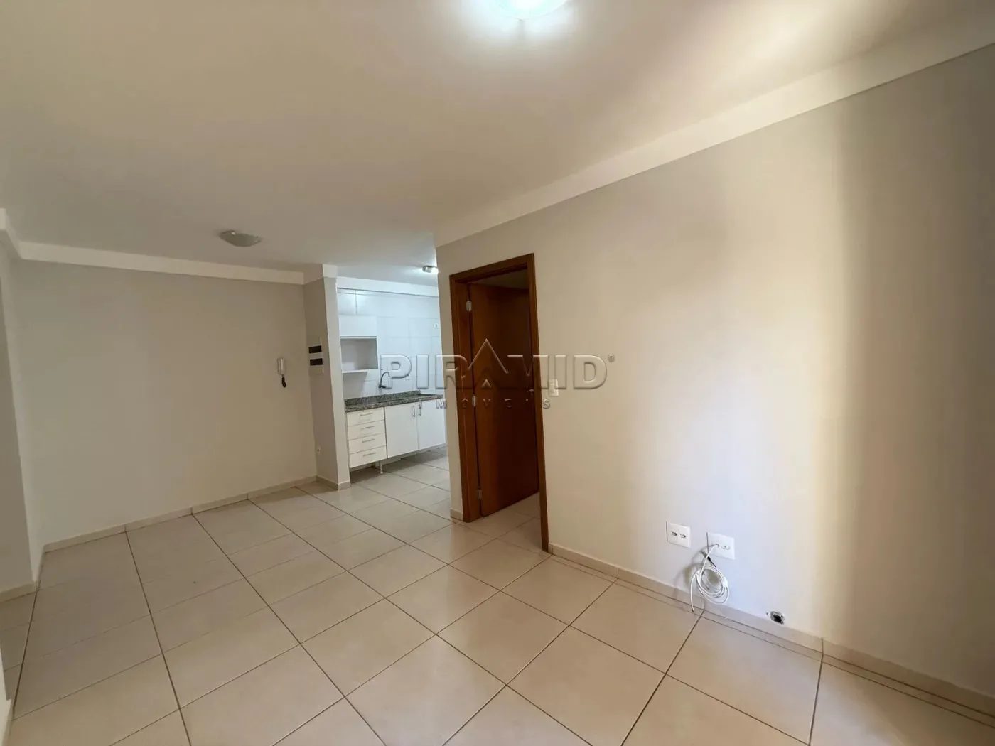 Alugar Apartamento / Padr&atilde;o em Ribeir&atilde;o Preto R$ 1.600,00 - Foto 6