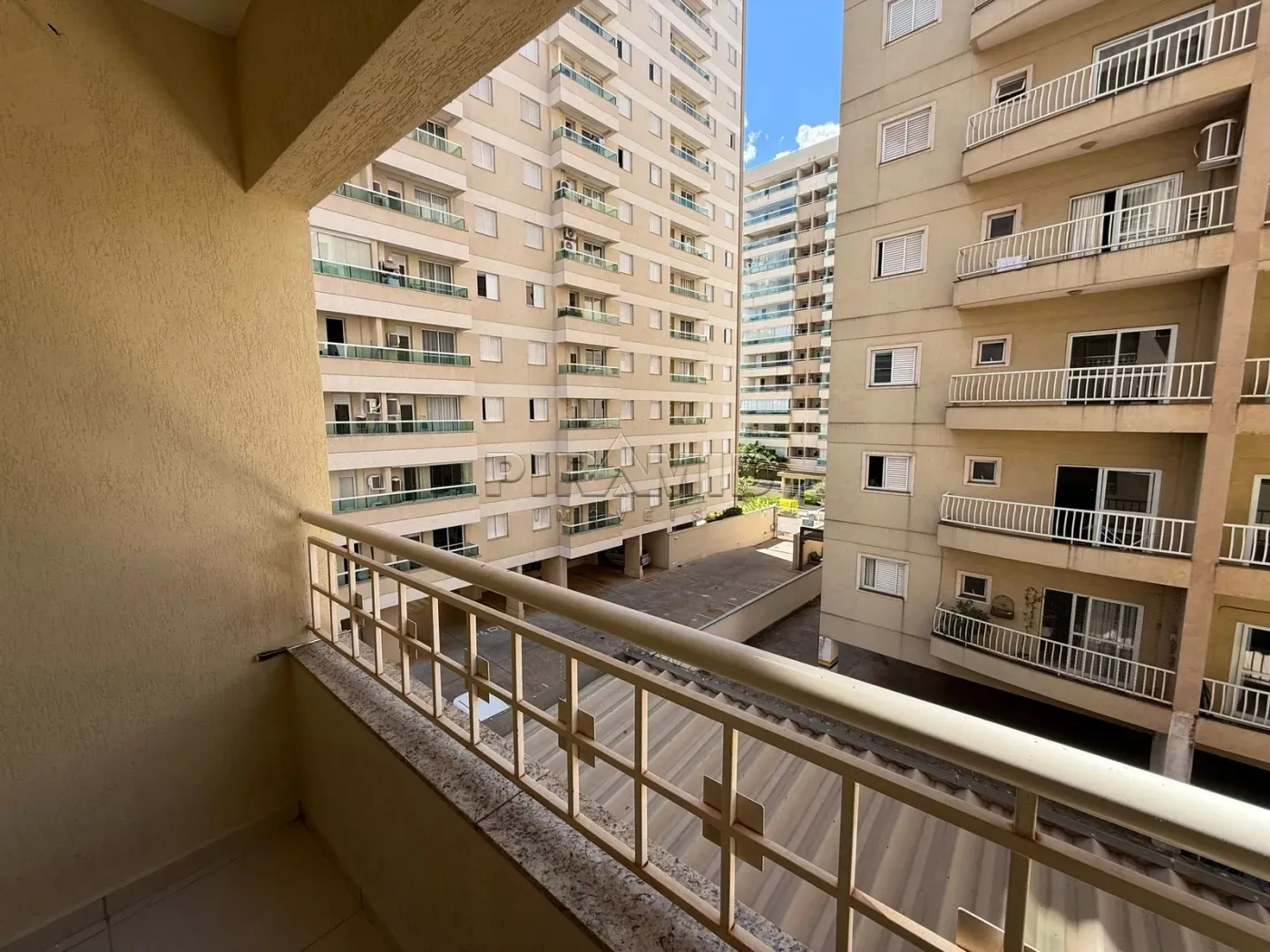 Alugar Apartamento / Padr&atilde;o em Ribeir&atilde;o Preto R$ 1.600,00 - Foto 8