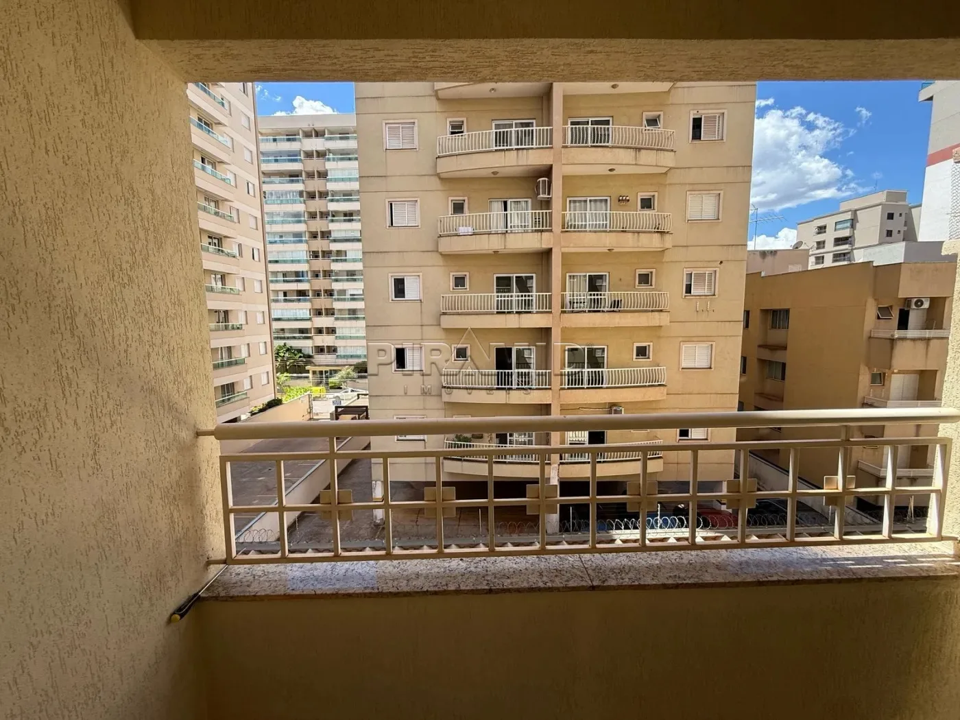 Alugar Apartamento / Padr&atilde;o em Ribeir&atilde;o Preto R$ 1.600,00 - Foto 10