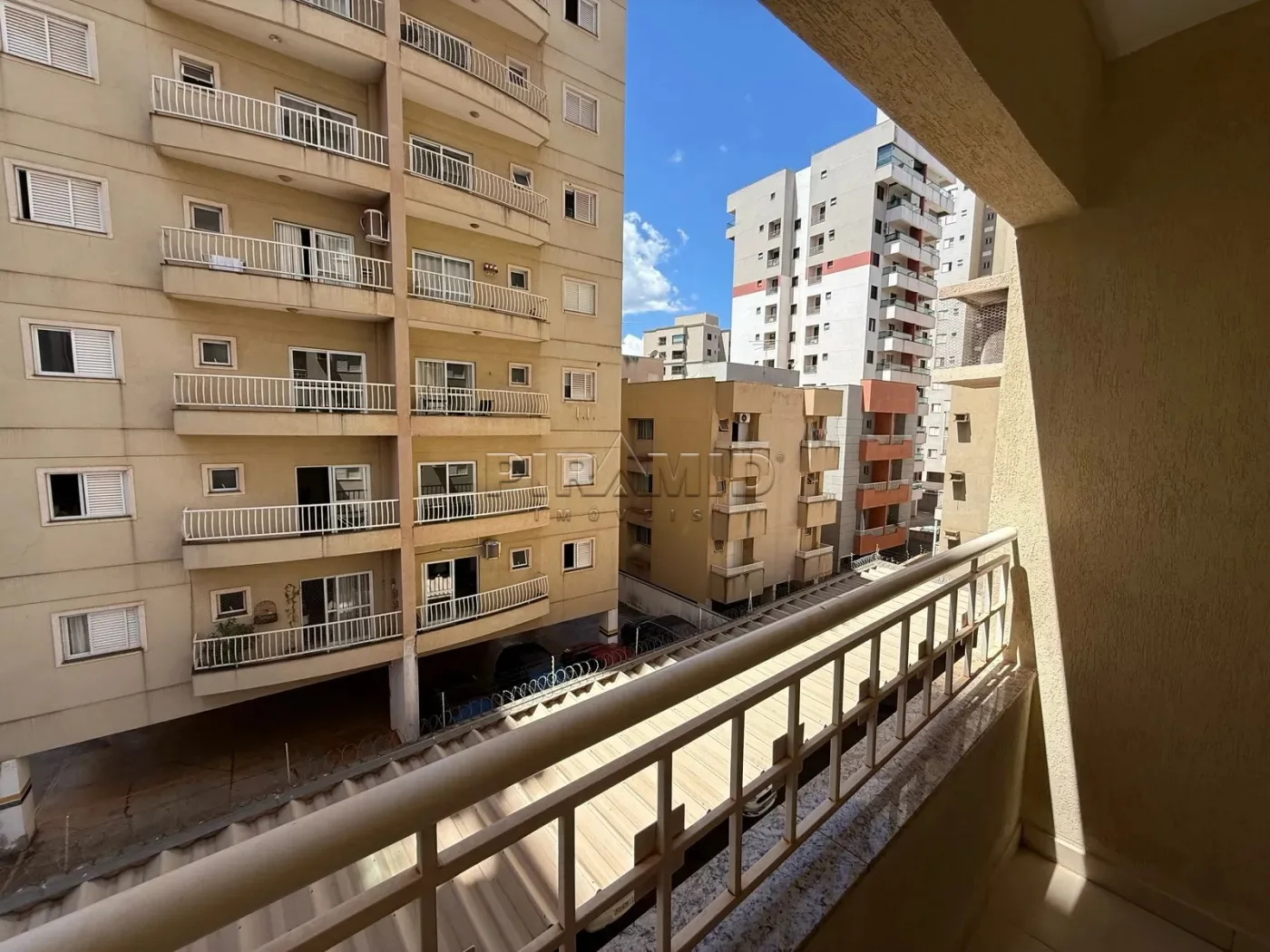 Alugar Apartamento / Padr&atilde;o em Ribeir&atilde;o Preto R$ 1.600,00 - Foto 9