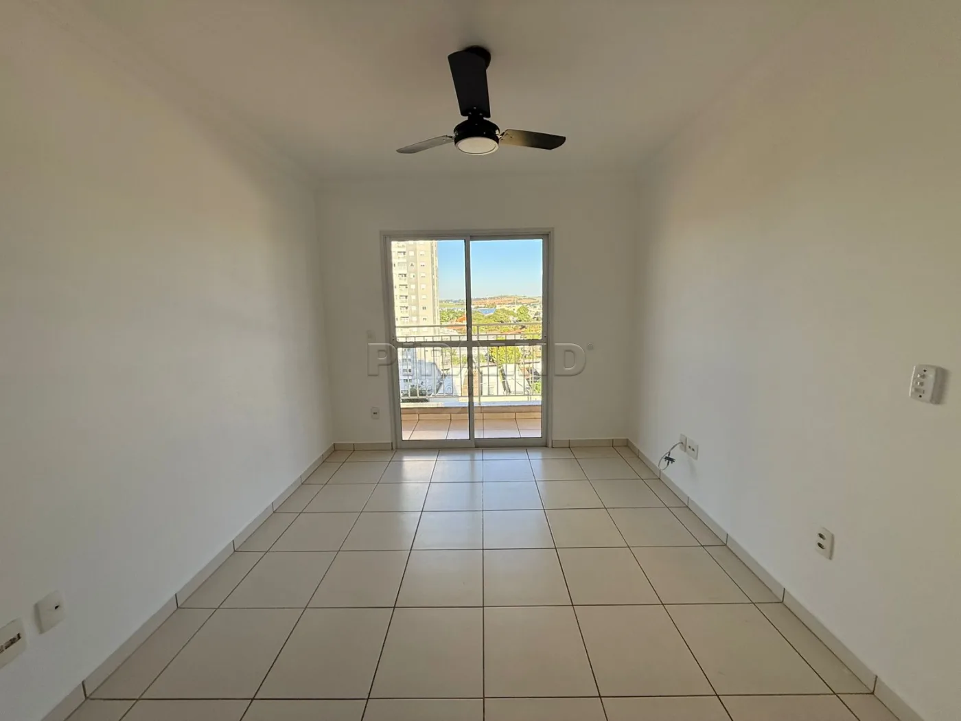 Alugar Apartamento / Padr&atilde;o em Ribeir&atilde;o Preto R$ 1.500,00 - Foto 3