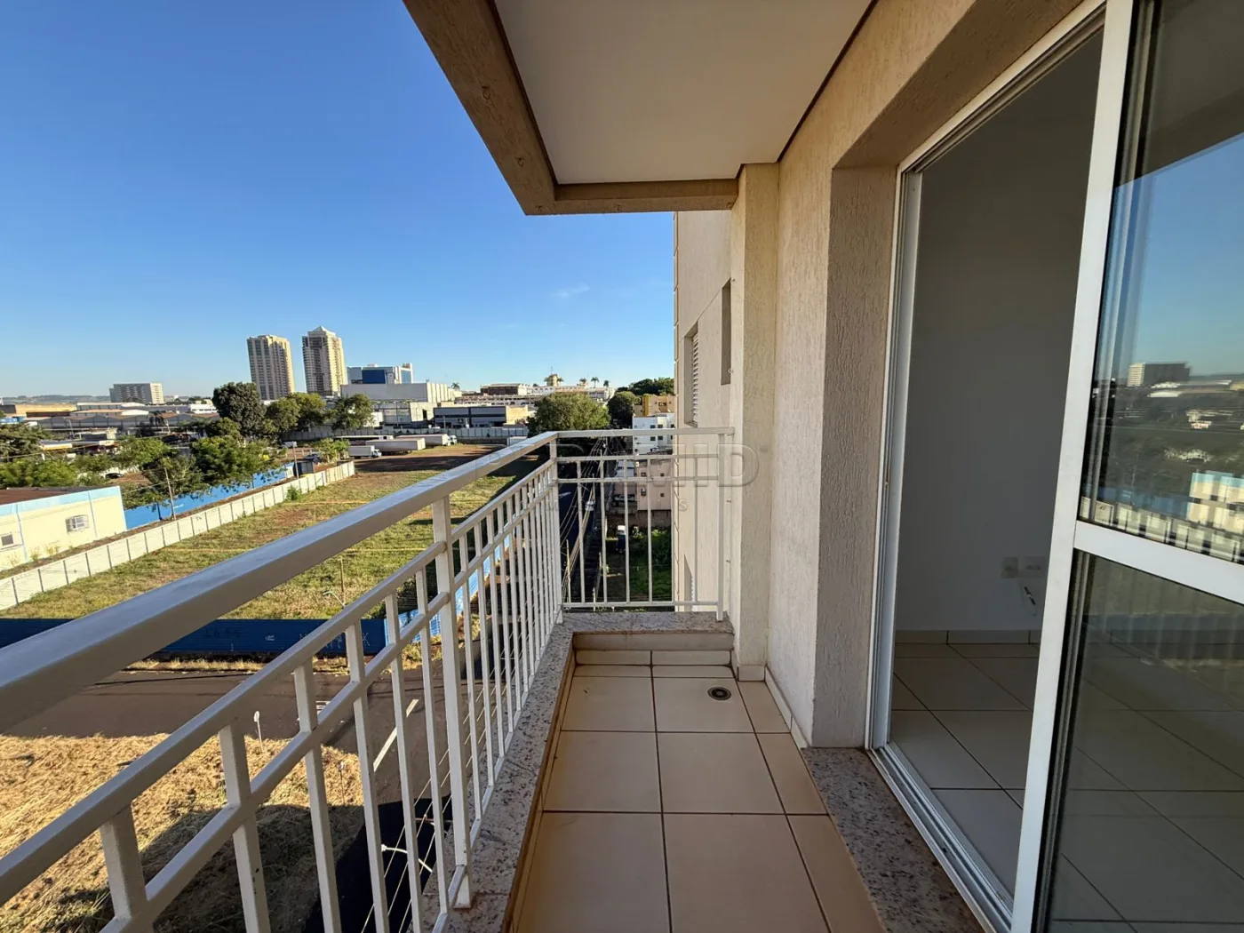Alugar Apartamento / Padr&atilde;o em Ribeir&atilde;o Preto R$ 1.500,00 - Foto 5