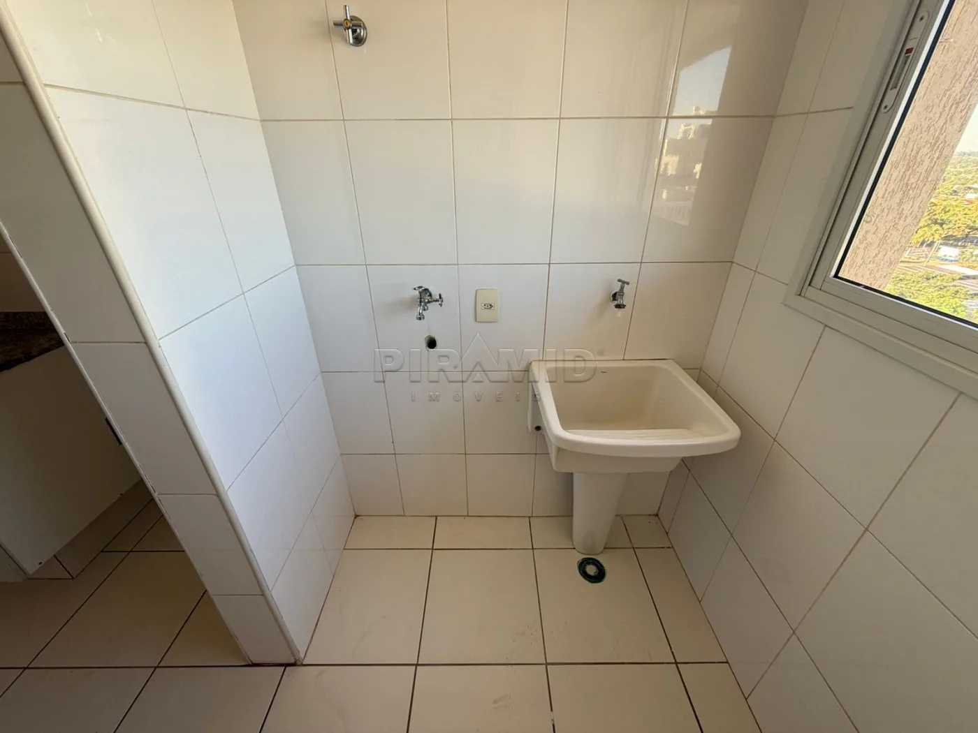 Alugar Apartamento / Padr&atilde;o em Ribeir&atilde;o Preto R$ 1.500,00 - Foto 20
