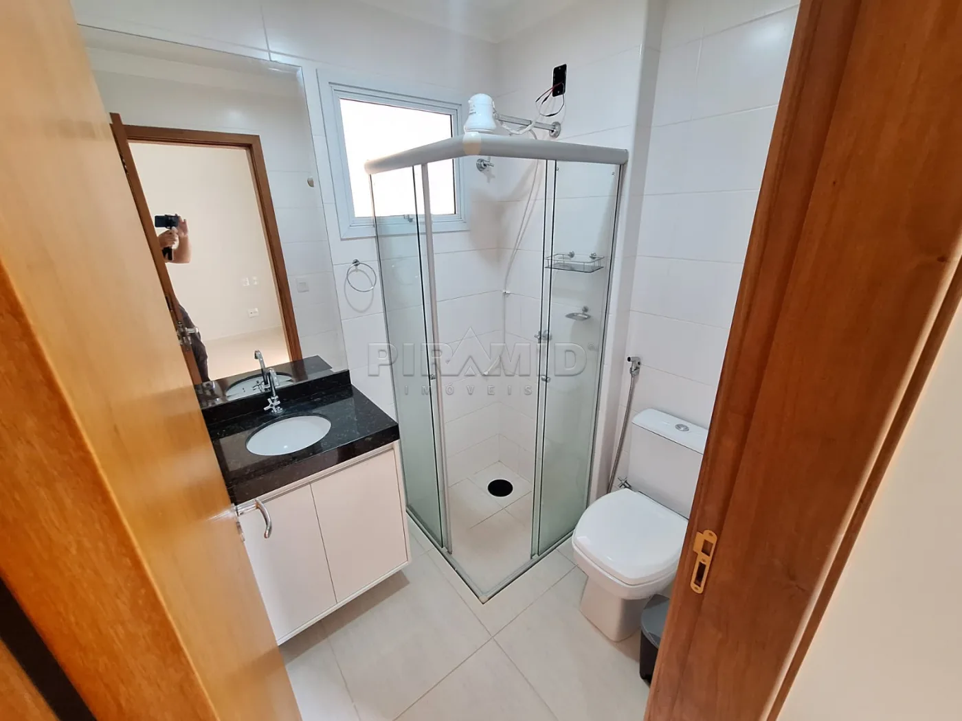 Alugar Apartamento / Padr&atilde;o em Ribeir&atilde;o Preto R$ 2.700,00 - Foto 13