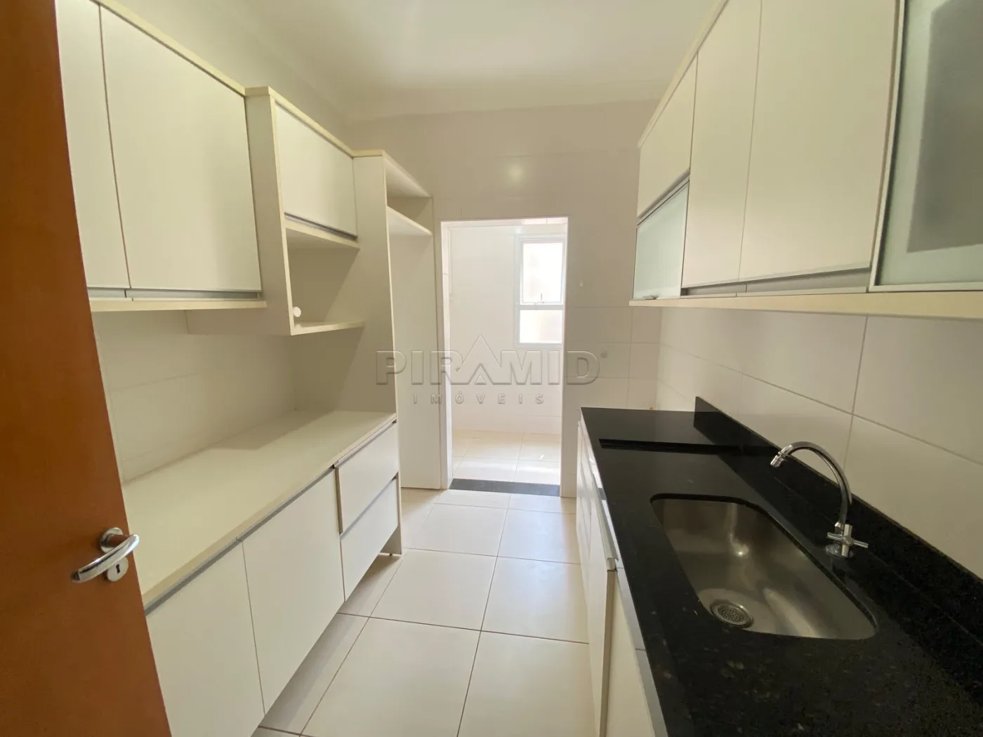 Alugar Apartamento / Padr&atilde;o em Ribeir&atilde;o Preto R$ 3.000,00 - Foto 8