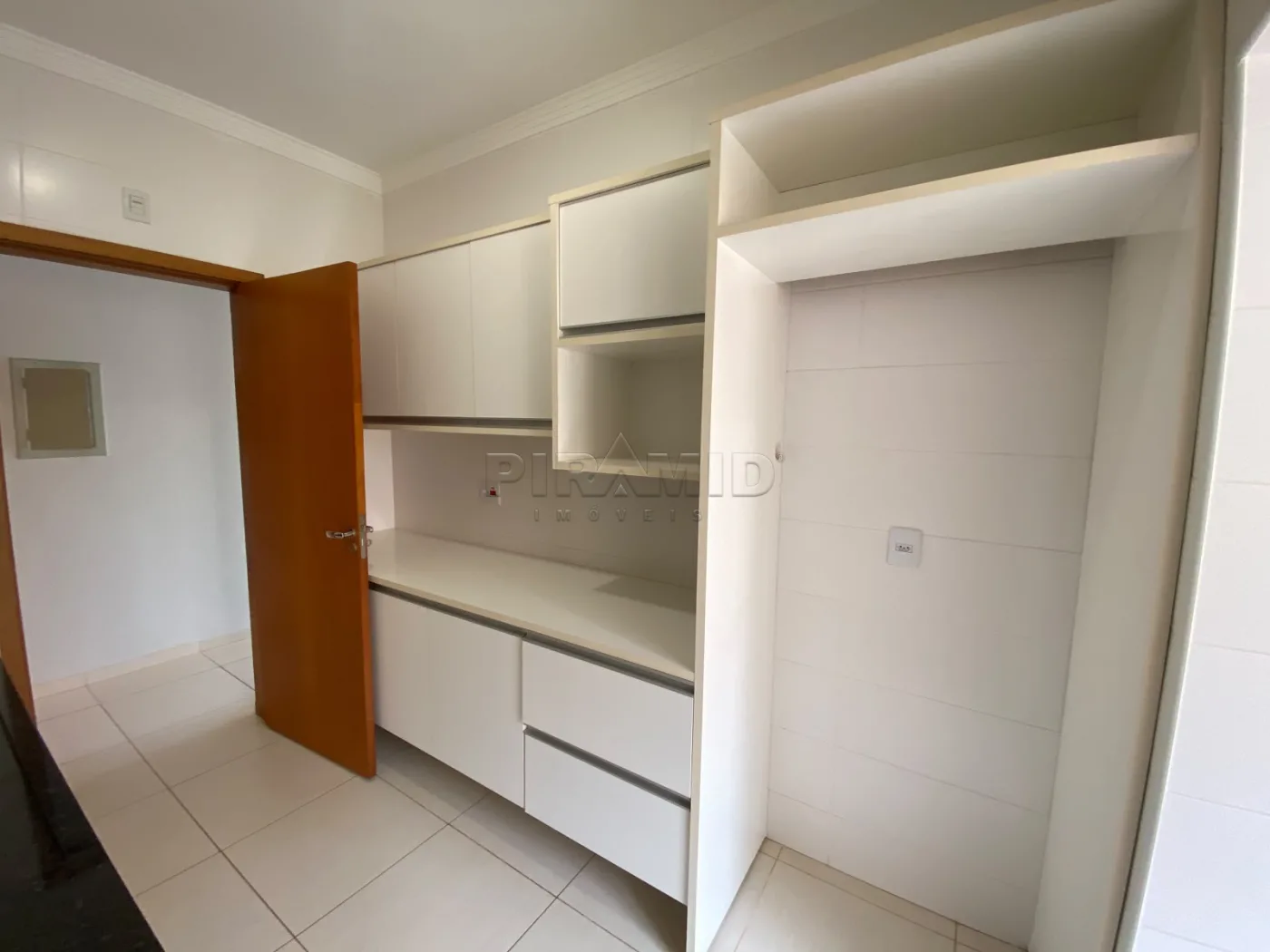 Alugar Apartamento / Padr&atilde;o em Ribeir&atilde;o Preto R$ 3.000,00 - Foto 10
