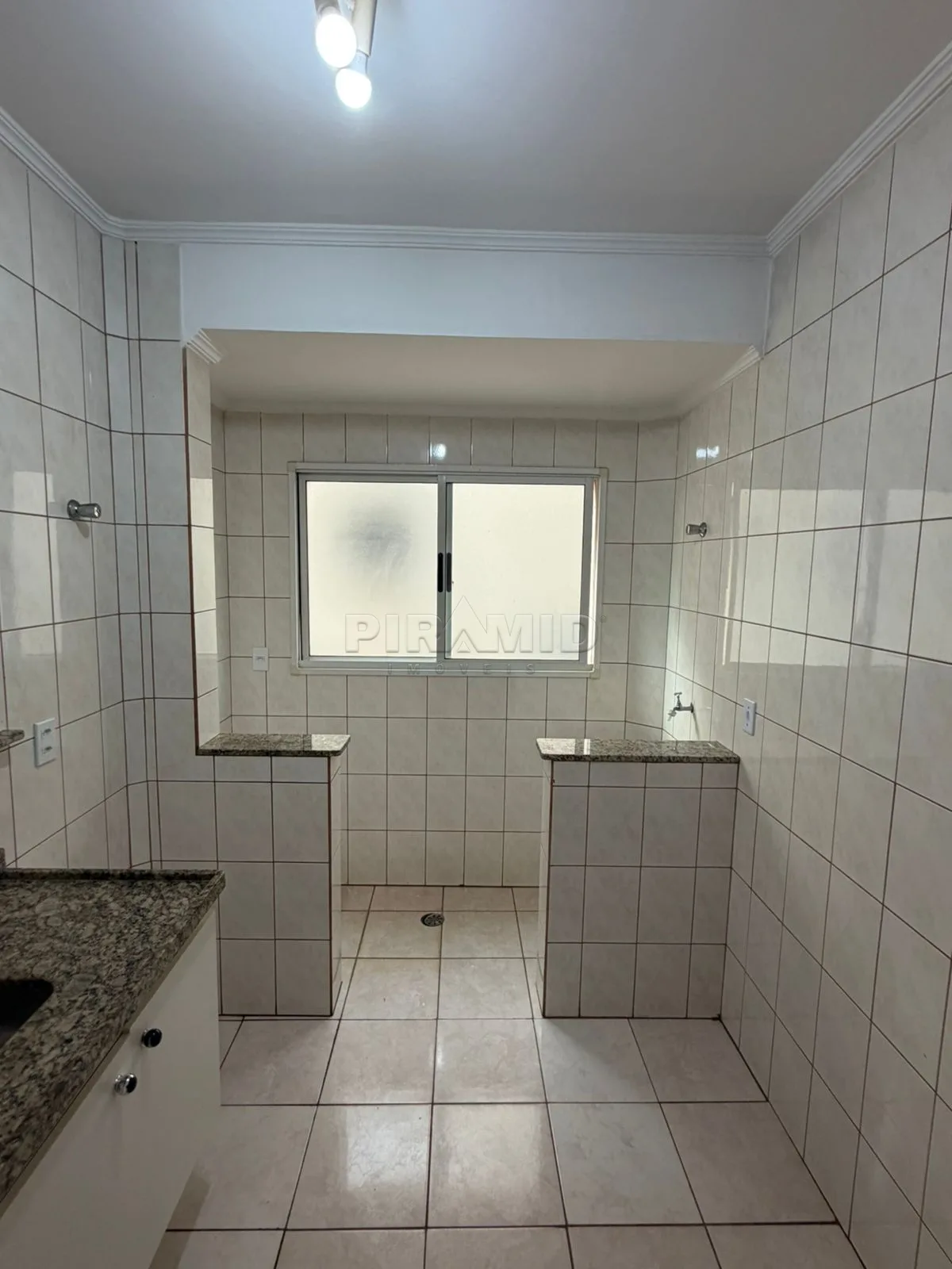 Alugar Apartamento / Padr&atilde;o em Ribeir&atilde;o Preto R$ 1.500,00 - Foto 6