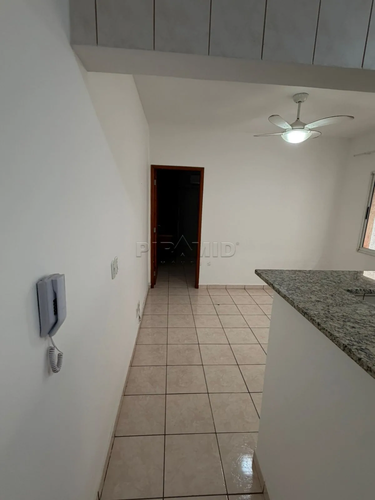 Alugar Apartamento / Padr&atilde;o em Ribeir&atilde;o Preto R$ 1.500,00 - Foto 8