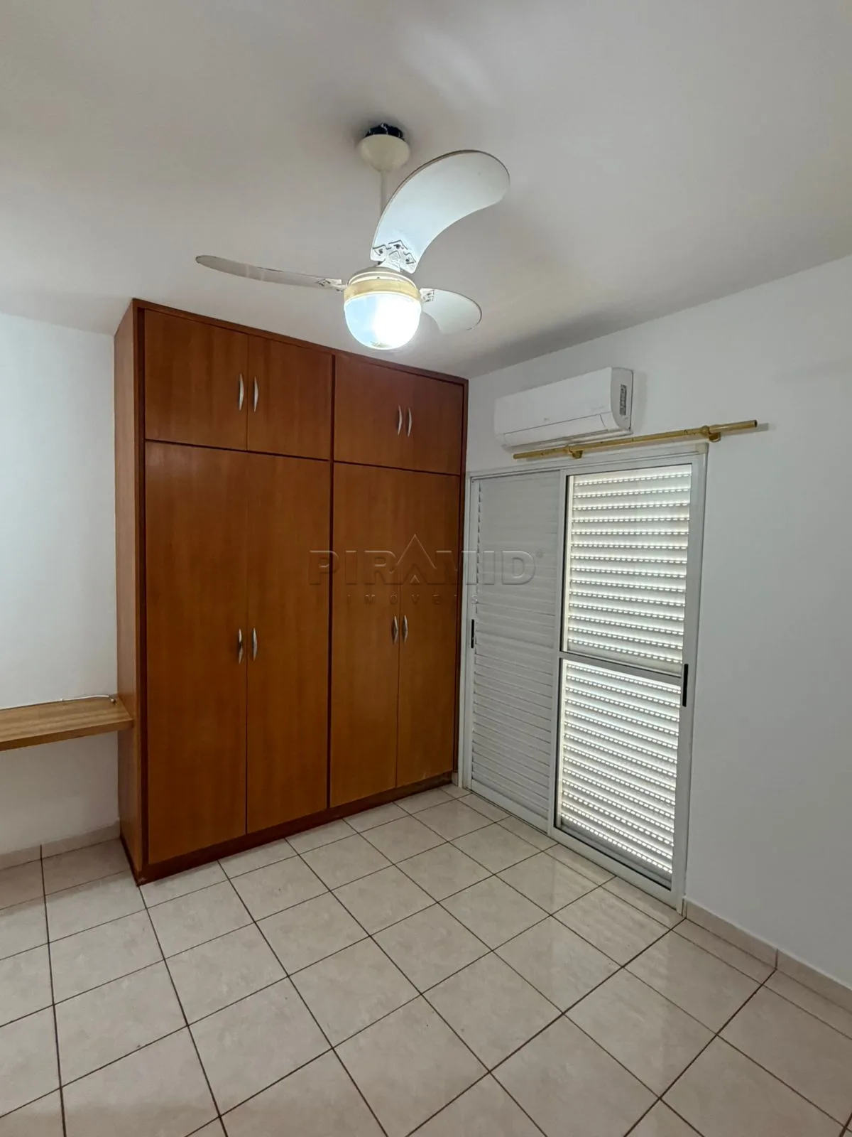 Alugar Apartamento / Padr&atilde;o em Ribeir&atilde;o Preto R$ 1.500,00 - Foto 13